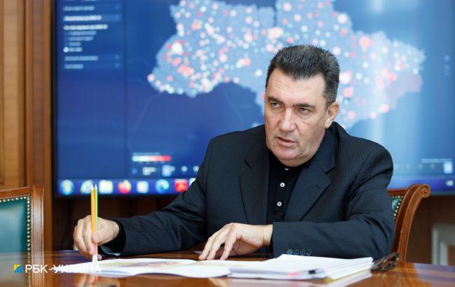 В Украине прогнозируют волну "Омикрона": Данилов назвал сроки