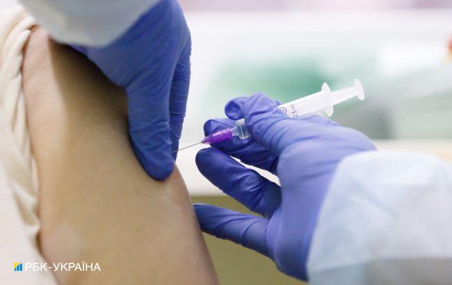 Академік НАН висловився про смерть чоловіка, якого вакцинували препаратом Pfizer