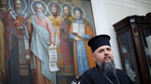 Церква і вакцинація: Епіфаній висловився про щеплення від COVID