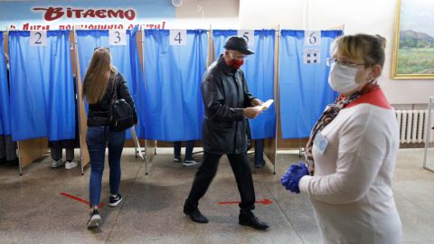 Боротьба за голоси: якими порушеннями запам'яталися місцеві вибори