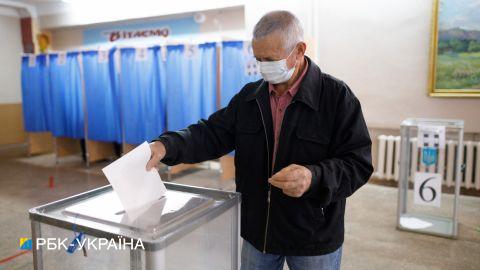 Слово народу. Чи зможуть українці керувати країною через референдуми