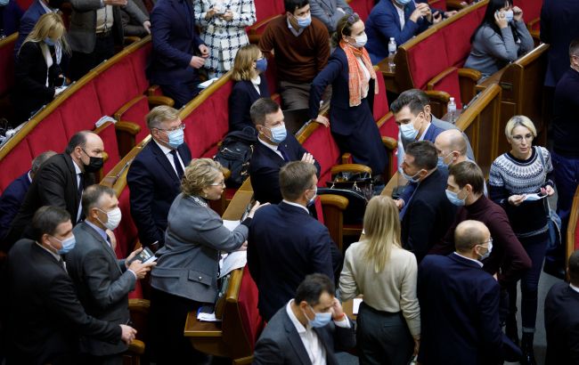 Рада не может назначить дату выборов мэра Харькова. Не хватает документов