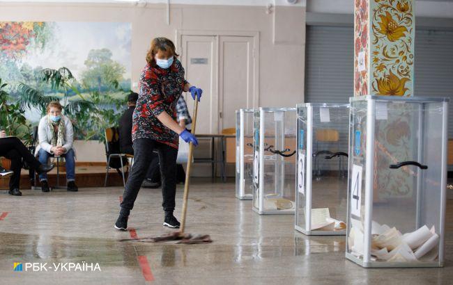 На выборах в Грузии лидирует правящая партия, политсила Саакашвили вторая