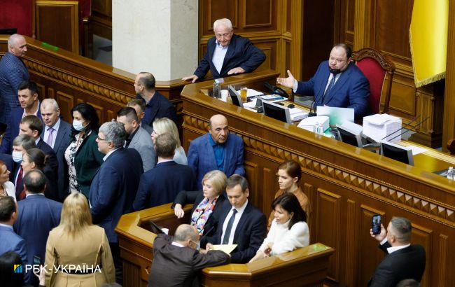 Рейтинг партий: какие политсилы могут пройти в Раду