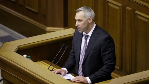 Почти 90 человек привлечены к ответственности за военные преступления, - Рябошапка