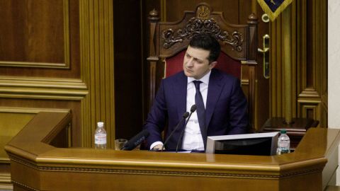 Украинцы назвали Зеленского одновременно политиком и неудачником года