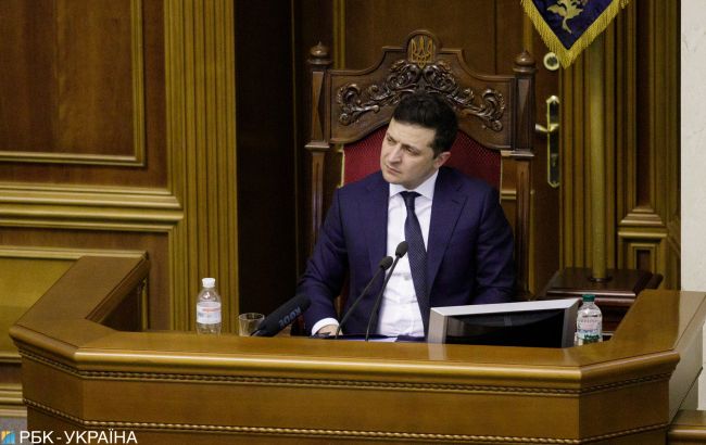 Украинцы назвали Зеленского одновременно политиком и неудачником года