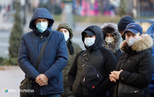 Карантин в Україні. "Червона" зона скоротилась, а "жовта" - стає все більше