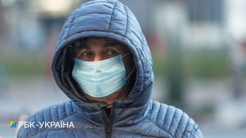 У Франції вводять вакцинний пропуск: що це означає