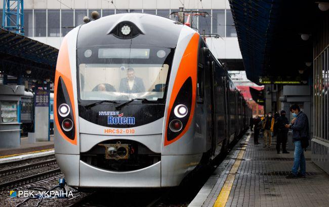 УЗ назначила еще один поезд в Карпаты, первый рейс запланирован на майские праздники