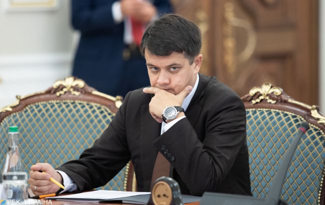 Разумков подтвердил проведение заседания Рады 13 апреля