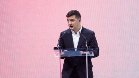 Не допустить паралича министерств. Зеленский просит Раду пересмотреть полномочия замов