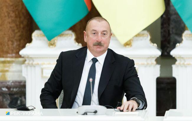 Азербайджан допоможе з поставками нафтопродуктів в Україну, - Зеленський