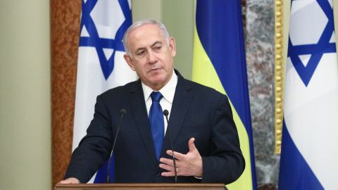 Україна попросила Нетаньяху стати посередником у переговорах з РФ