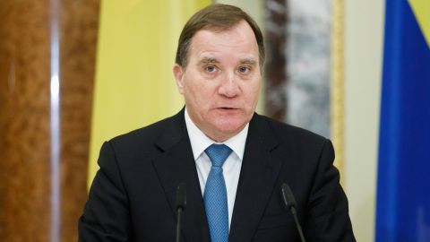 Премьер Швеции осенью уйдет в отставку