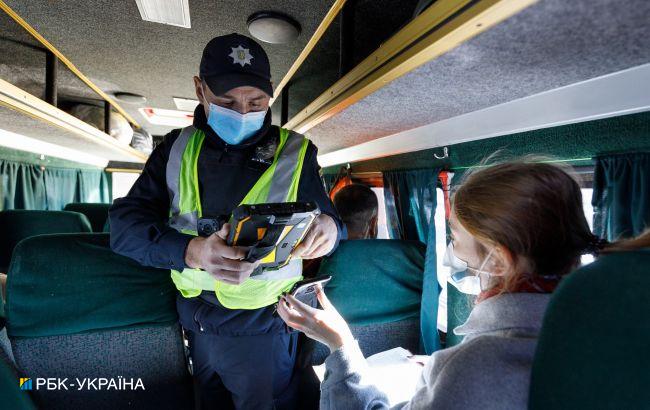 В Киевской области заработали новые карантинные правила для транспорта: кто может ездить
