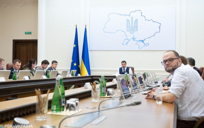 В Украине усовершенствовали порядок предоставления гражданства беженцам из РФ      