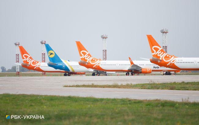 Компании прекращают страхование самолетов в небе Украины. SkyUp приостановил продажу билетов
