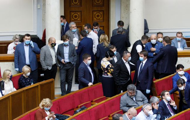 Свежий рейтинг партий: кого поддерживают украинцы