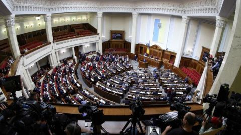 Рада приняла за основу законопроект о финансовом лизинге