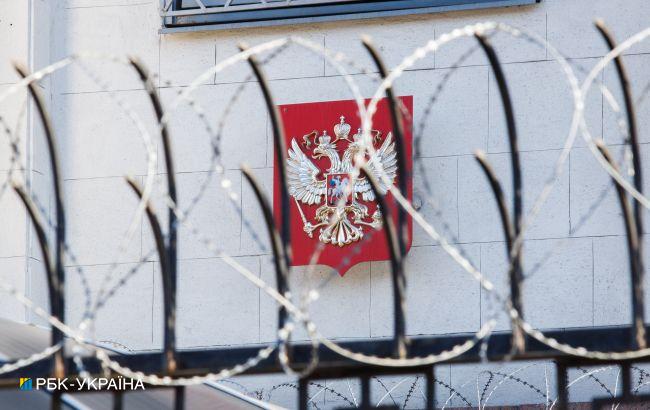 Київ розірвав договір оренди землі з посольством Росії