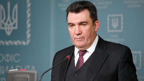 Данилов о войсках РФ у границ Украины: россияне никогда их оттуда не убирали