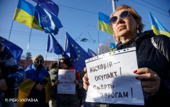 "Небратні народи": українці дали оцінку відносинам з росіянами