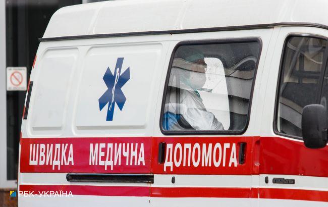 В Киеве напали на бригаду скорой, пострадали медики