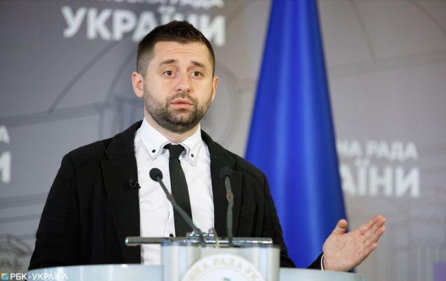 Арахамія обговорив з сенатором США російську загрозу та реформи в Україні