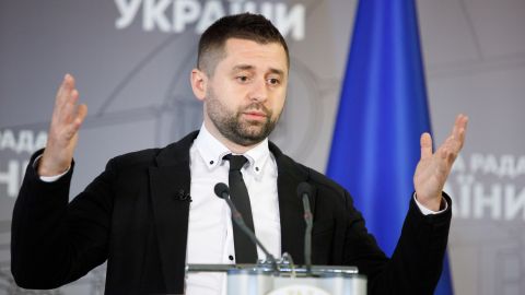 "Тарифные" протесты: СН готовит антикризисный план, посоветуются со Шмыгалем