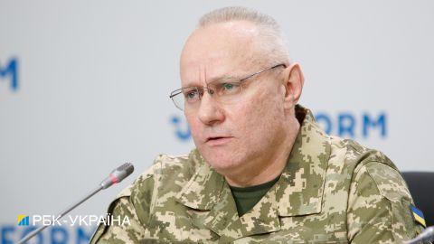 Военные эксперты назвали причины увольнения Хомчака