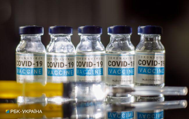 Молдова отримала COVID-вакцину від COVAX. Україна ще чекає