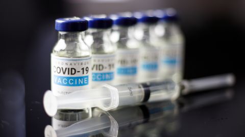 У США померли шість учасників випробувань вакцини Pfizer