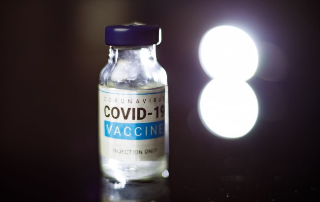 США домовилися про ще 100 мільйонів доз вакцини Pfizer від коронавірусу