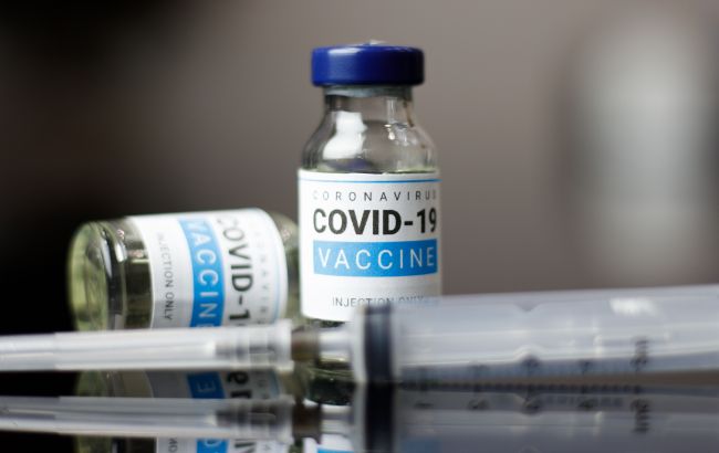 Польща отримала першу партію вакцини AstraZeneca, очікують мільйон доз
