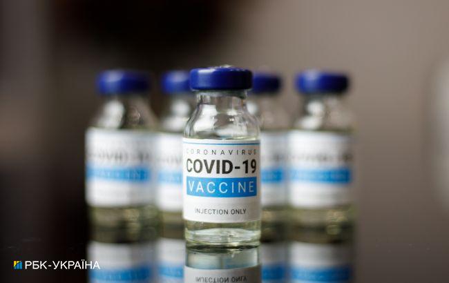 Moderna заявляє про можливий ефект вакцини від COVID на "пару років"