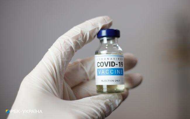 Украина ожидает прибытие очередной партии вакцины от коронавируса в марте