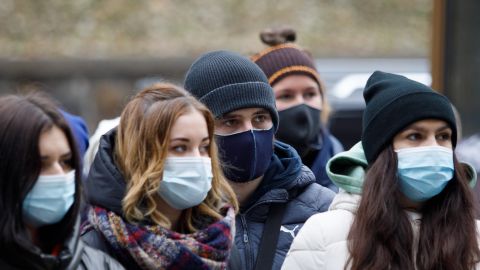 Експерт пояснила спад коронавірусу в Україні