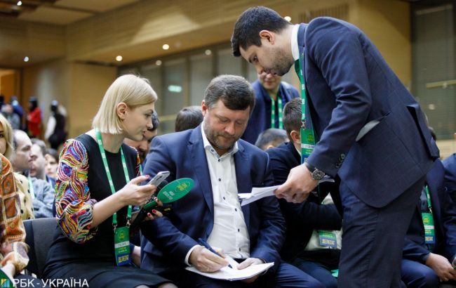 В "Слуге народа" подтвердили большое заседание с участием Зеленского: названы темы