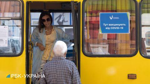 В Одесі можна буде вакцинуватися від COVID в автобусі