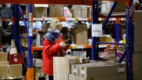 "Укрпочта" и "Новая почта" обнародовали графики работы на новогодние праздники