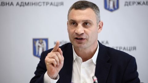 С сегодняшнего дня в столице вакцинироваться от COVID-19 могут все желающие, - Кличко