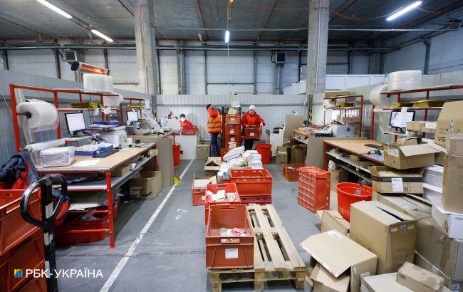 Як працюватимуть "Нова пошта" та "Укрпошта": графіки на Новий рік та Різдво