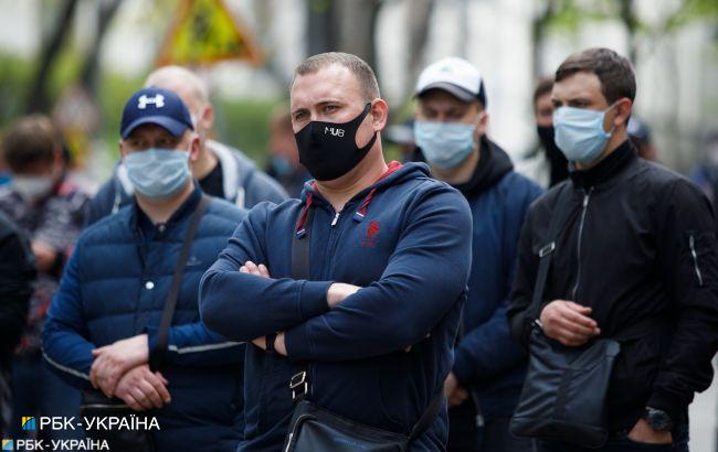 У Польщі частково послабили карантин. Відкрилися торгові центри і музеї