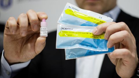 Минздрав: экспресс-тесты на коронавирус есть только в двух регионах Украины