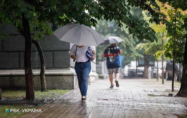 Тепло, місцями дощ: якою буде погода в Україні сьогодні