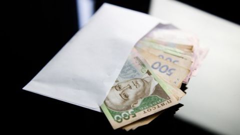 Наконец-то! Министров лишат миллионных премий и заоблачных зарплат