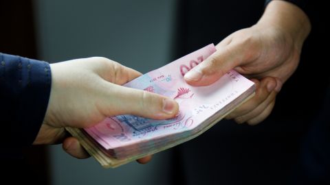 Як ФОПу отримати 8000 грн: інструкція і список КВЕДів