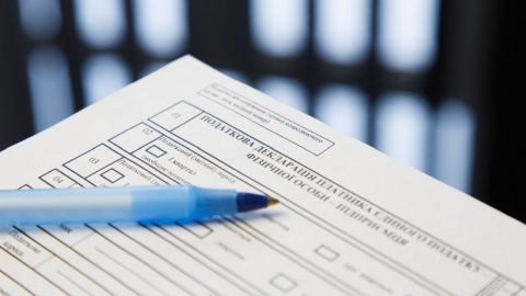 Податкові канікули для "спрощенців" в Україні: що буде зі страховим стажем