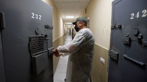 Сидіти з комфортом: як виглядають і працюють платні камери в Лук'янівському СІЗО